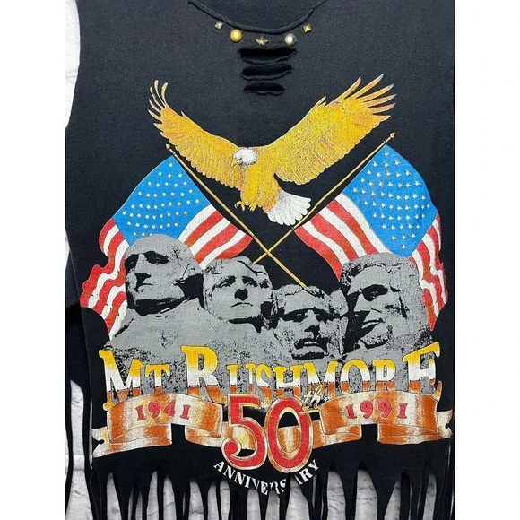 Vintage 90’s Mount Rushmore crop top size S. - Picture 5 of 7